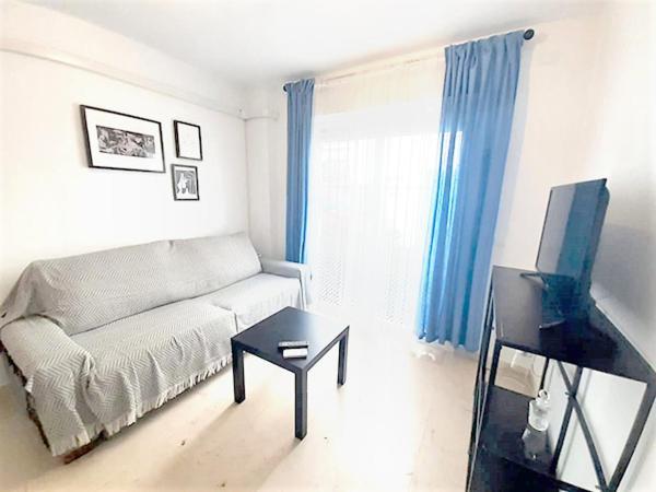 Apartamento Sorolla เบนัลมาเดนา ภายนอก รูปภาพ